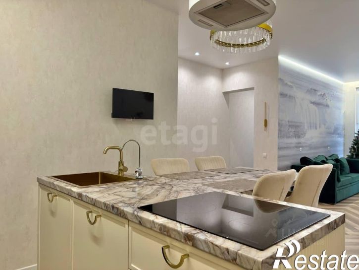 4-комн квартира улица Газовиков, 36,  д. 36