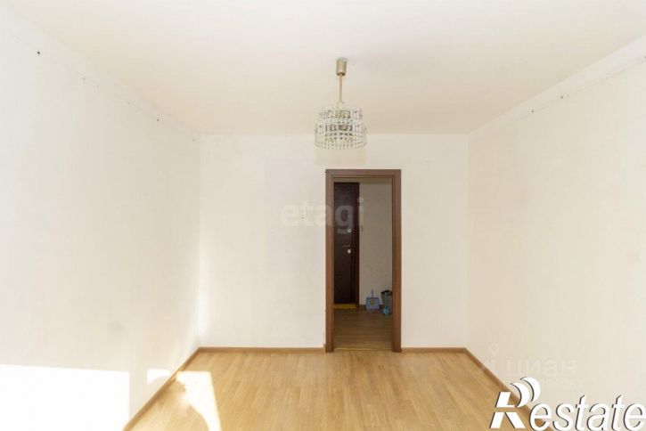 2-комн квартира улица Мельникайте, 130,  д. 130