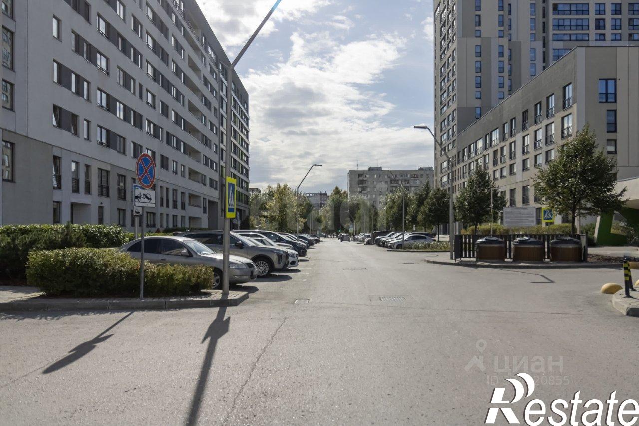 Купить гараж, место в паркинге за 990 000 рублей на улица 50 лет Октября, 57Б