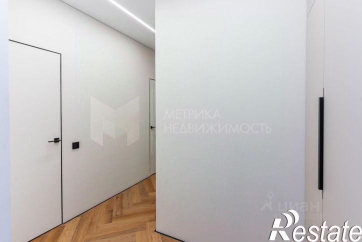 1-комн квартира улица Александра Звягина, 12,  д. 12