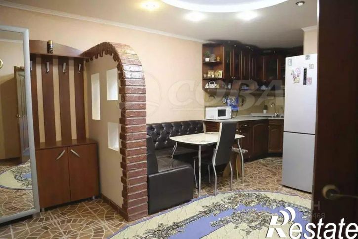 2-комн квартира улица Энергостроителей, 11,  д. 11