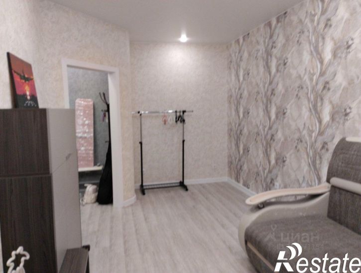 1-комн квартира улица Мельникайте, 142А,  д. 142А