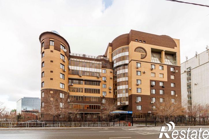 3-комн квартира улица Хохрякова, 45,  д. 45