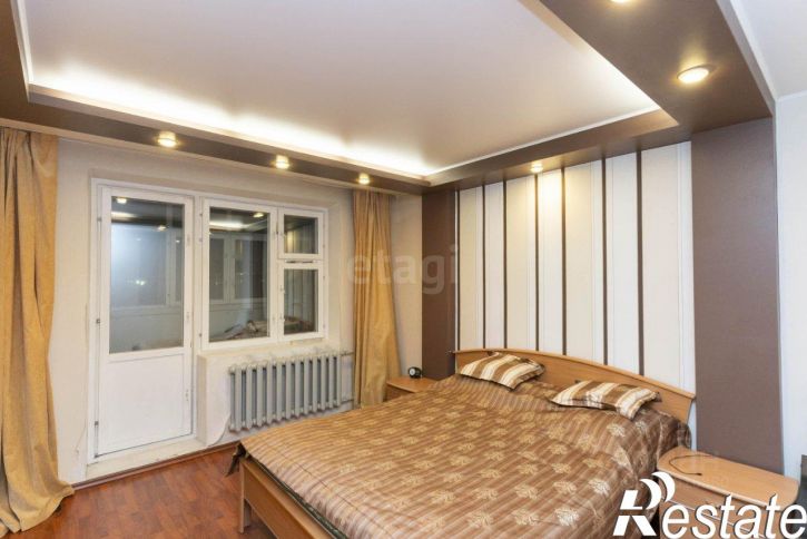 3-комн квартира улица Николая Семёнова, 33,  д. 33