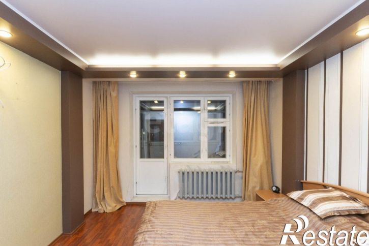 3-комн квартира улица Николая Семёнова, 33,  д. 33