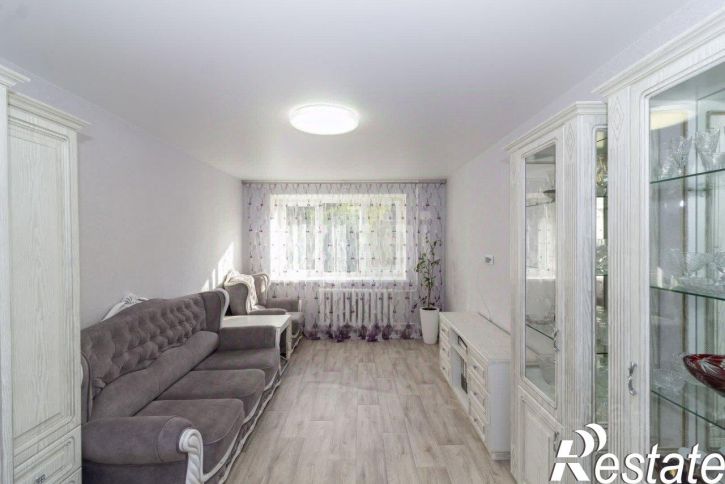 3-комн квартира улица Карла Маркса, 110,  д. 110