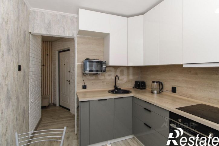 3-комн квартира улица Домостроителей, 18,  д. 18