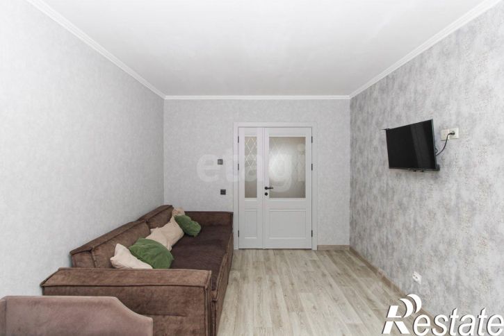 3-комн квартира улица Домостроителей, 18,  д. 18