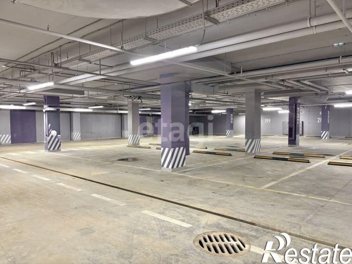 Гараж/парковка улица Евгения Войнова, 3 к2,  д. 3 к2