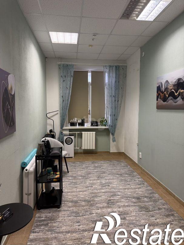 Купить торговое помещение за 2 350 000 рублей на Полевая улица, 109 с1