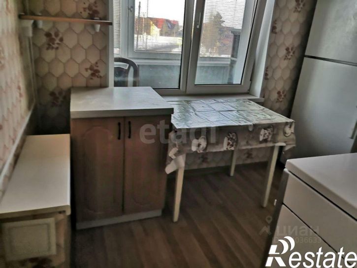 2-комн квартира улица Ивана Крылова, 21Г,  д. 21Г