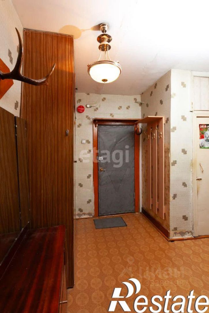 3-комн квартира улица Связистов, 6,  д. 6
