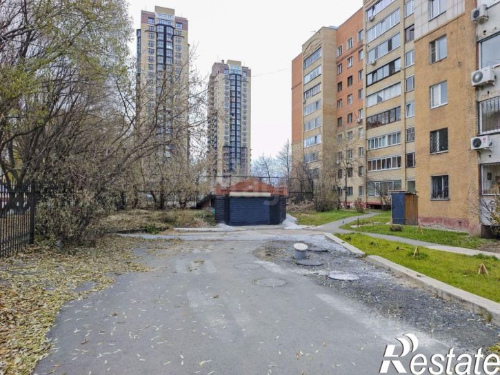 Гараж/парковка Каширская улица, 8А,  д. 8А