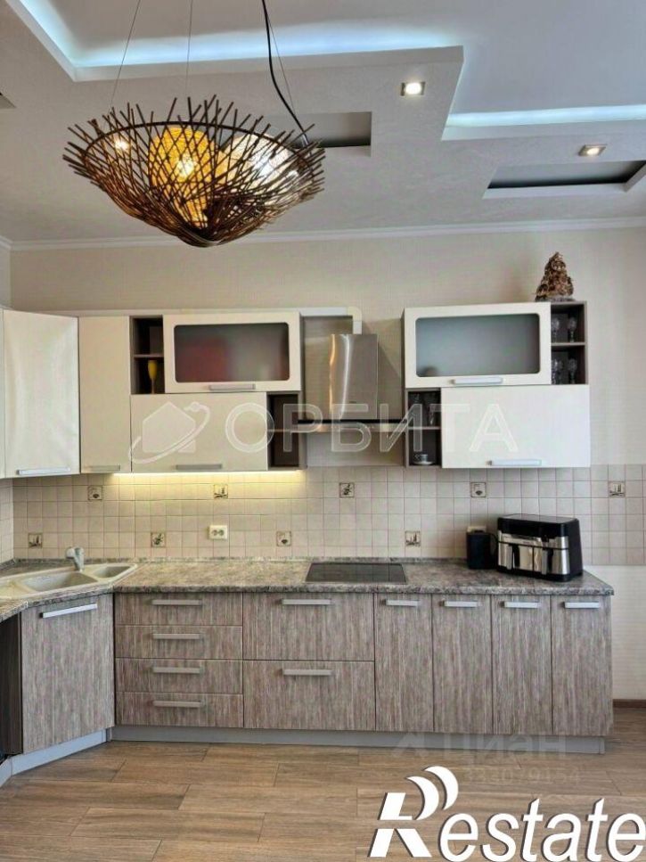3-комн квартира улица Малыгина, 90,  д. 90
