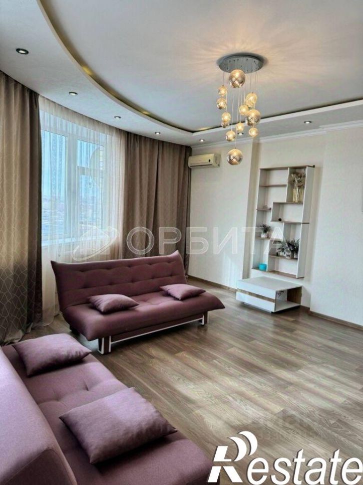 3-комн квартира улица Малыгина, 90,  д. 90