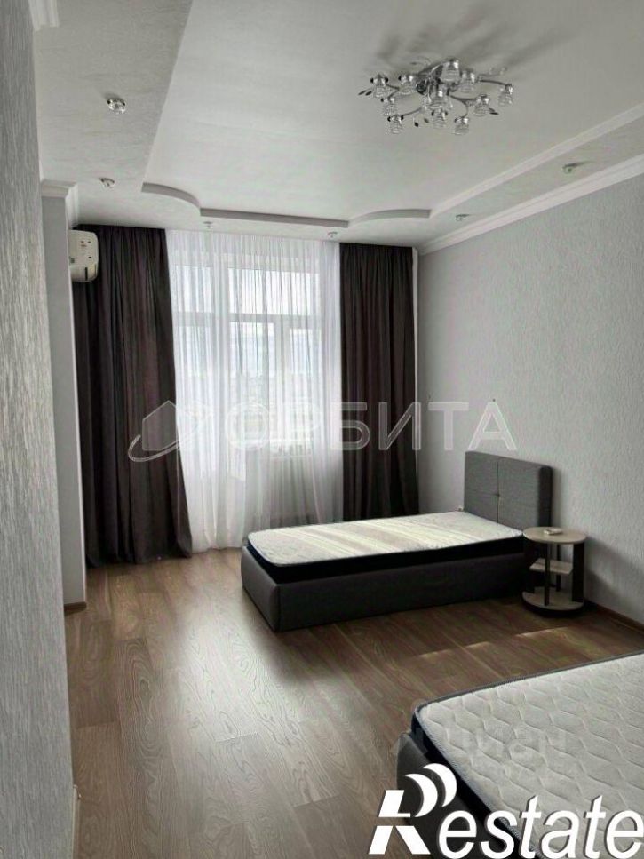 3-комн квартира улица Малыгина, 90,  д. 90