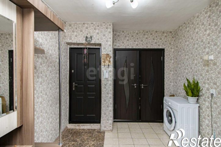 4-комн квартира улица Республики, 213,  д. 213