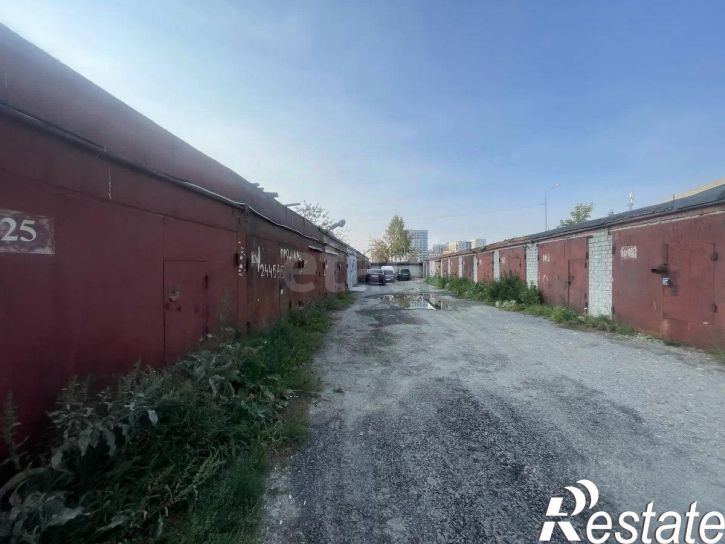 Гараж/парковка улица Андрея Кореневского
