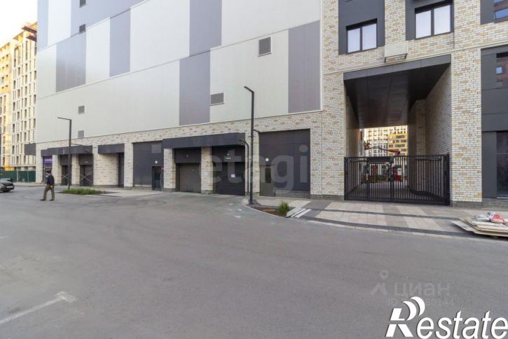 Гараж/парковка улица Андрея Кореневского, 5 к1,  д. 5 к1