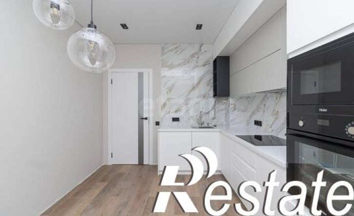 3-комн квартира Вятский проезд, 28,  д. 28
