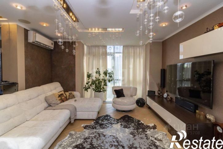 3-комн квартира улица Максима Горького, 68 к1,  д. 68 к1