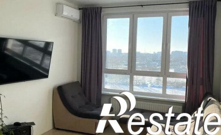 4-комн квартира улица Павла Никольского, 2,  д. 2