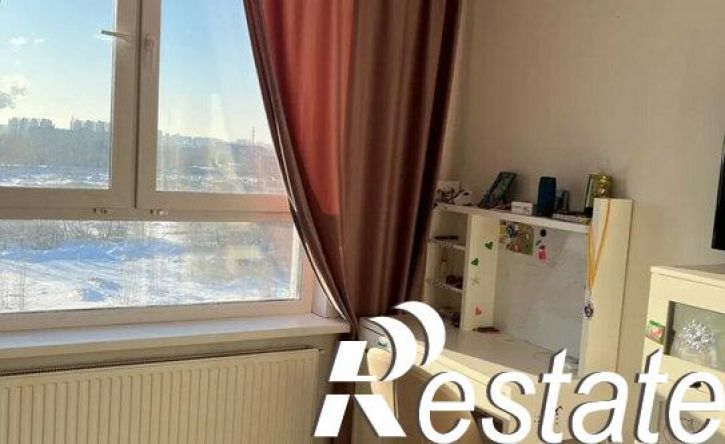 4-комн квартира улица Павла Никольского, 2,  д. 2
