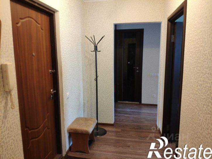 2-комн квартира улица Красных Зорь, 2,  д. 2