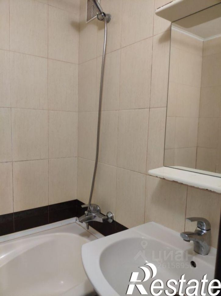 2-комн квартира улица Красных Зорь, 2,  д. 2