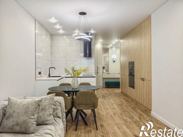 3-комн квартира улица Разведчика Кузнецова, 5/1,  д. 5/1