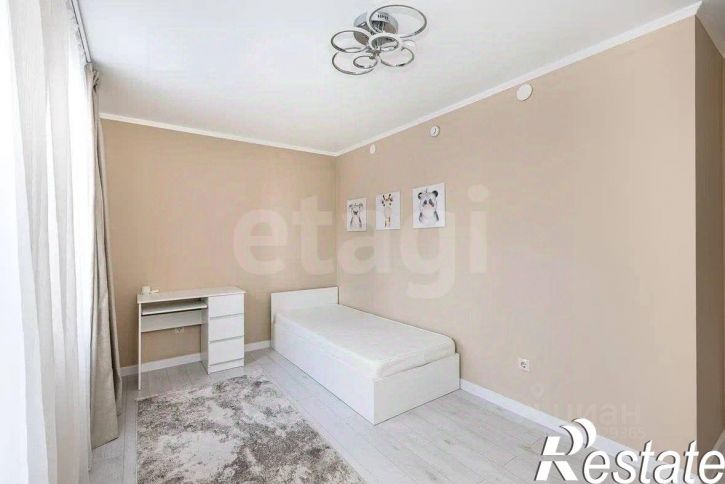 3-комн квартира улица Республики, 204 к13,  д. 204 к13
