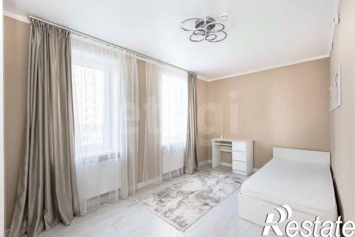 3-комн квартира улица Республики, 204 к13,  д. 204 к13