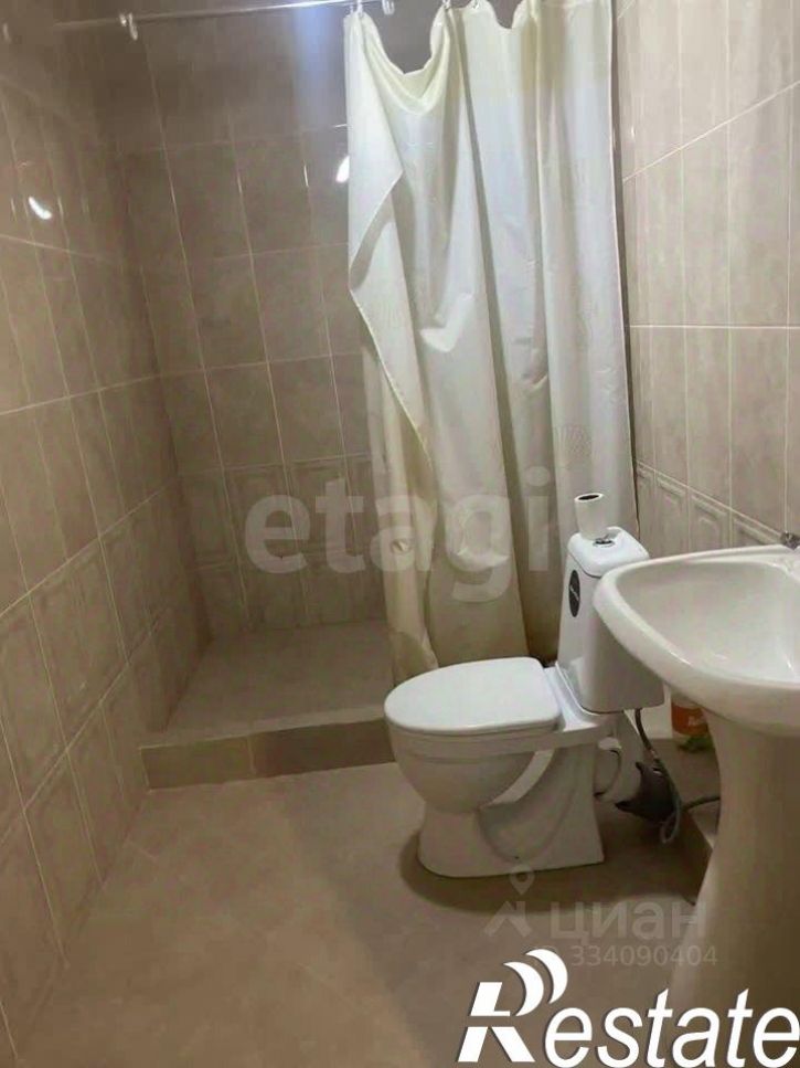 3-комн квартира улица Фармана Салманова, 24,  д. 24