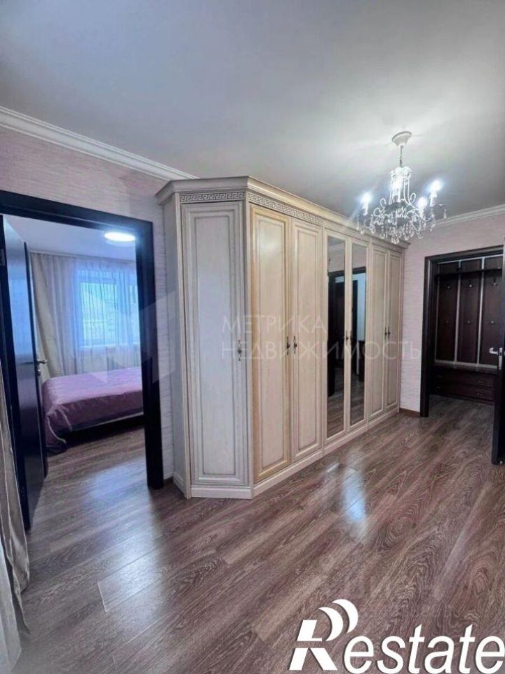 3-комн квартира улица Максима Горького, 10,  д. 10
