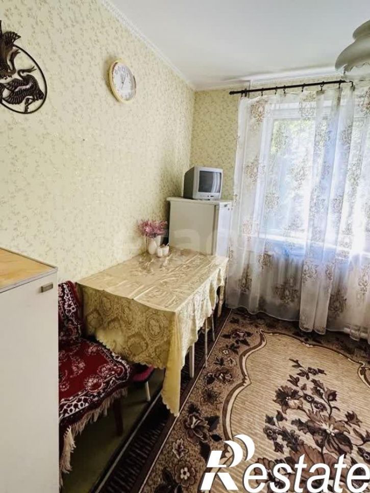 2-комн квартира улица Республики, 221,  д. 221