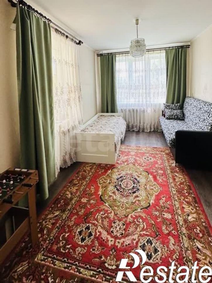 2-комн квартира улица Республики, 221,  д. 221