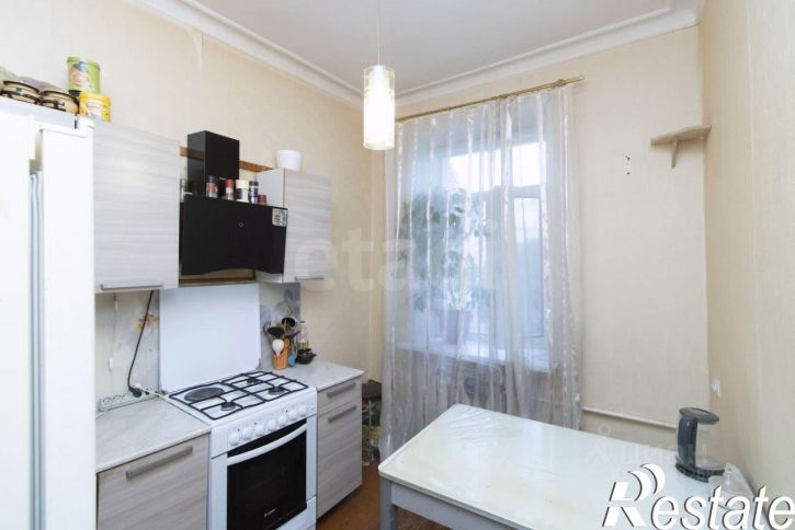4-комн квартира улица Котельщиков, 1,  д. 1