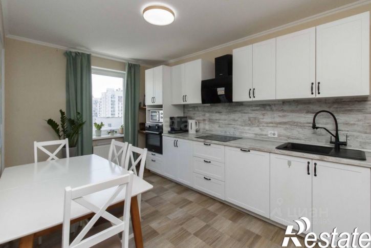 3-комн квартира улица Монтажников, 61,  д. 61
