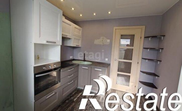 2-комн квартира улица Республики, 92,  д. 92