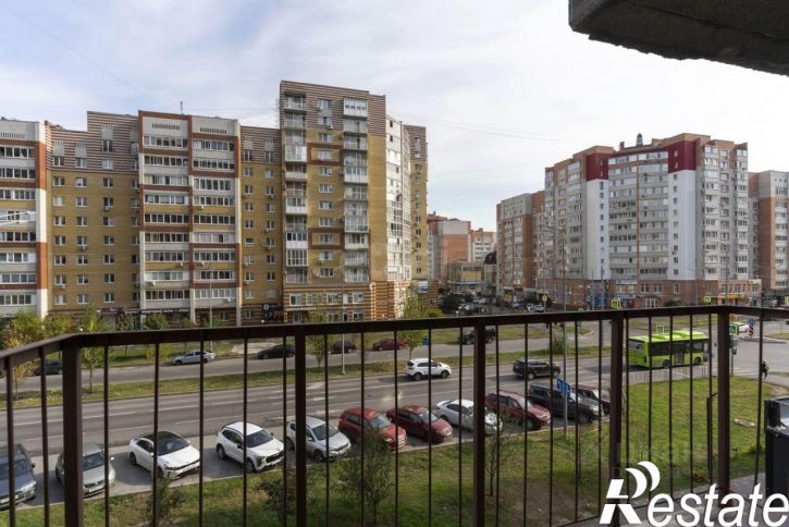 3-комн квартира улица Прокопия Артамонова, 4,  д. 4