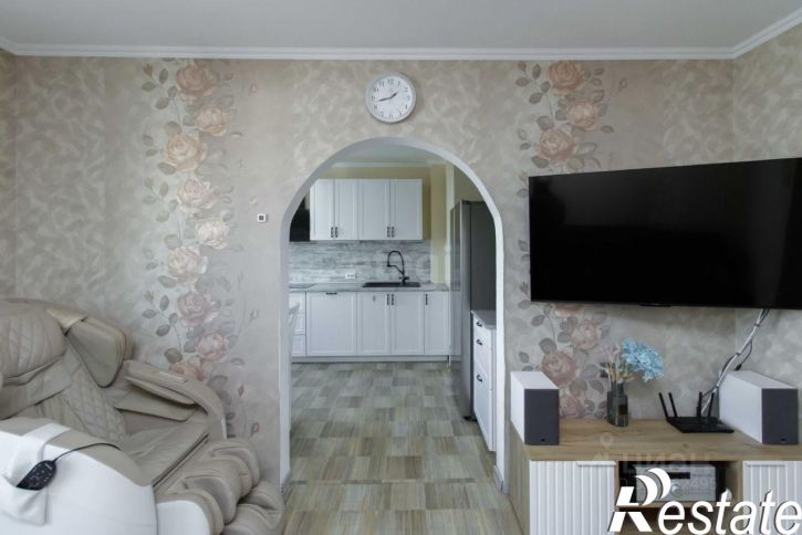 3-комн квартира улица Монтажников, 61,  д. 61
