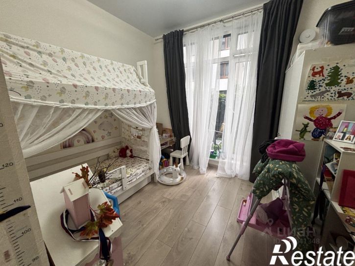 2-комн квартира Стройотрядовская улица, 8,  д. 8