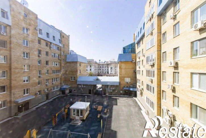 3-комн квартира улица 8 Марта, 2,  д. 2