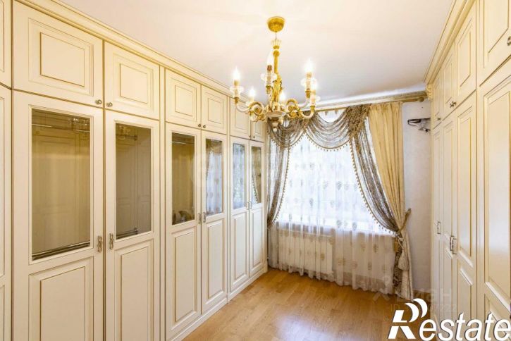2-комн квартира улица Водников, 12,  д. 12