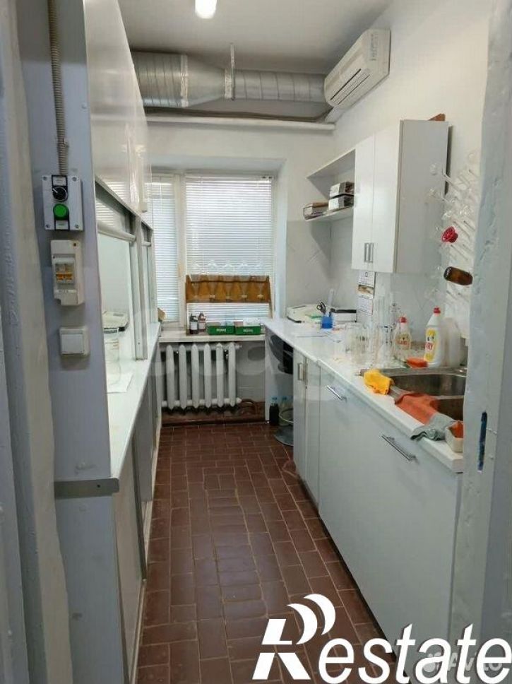 Офис Ялуторовский тракт 11-й км., с9А,  д. с9А