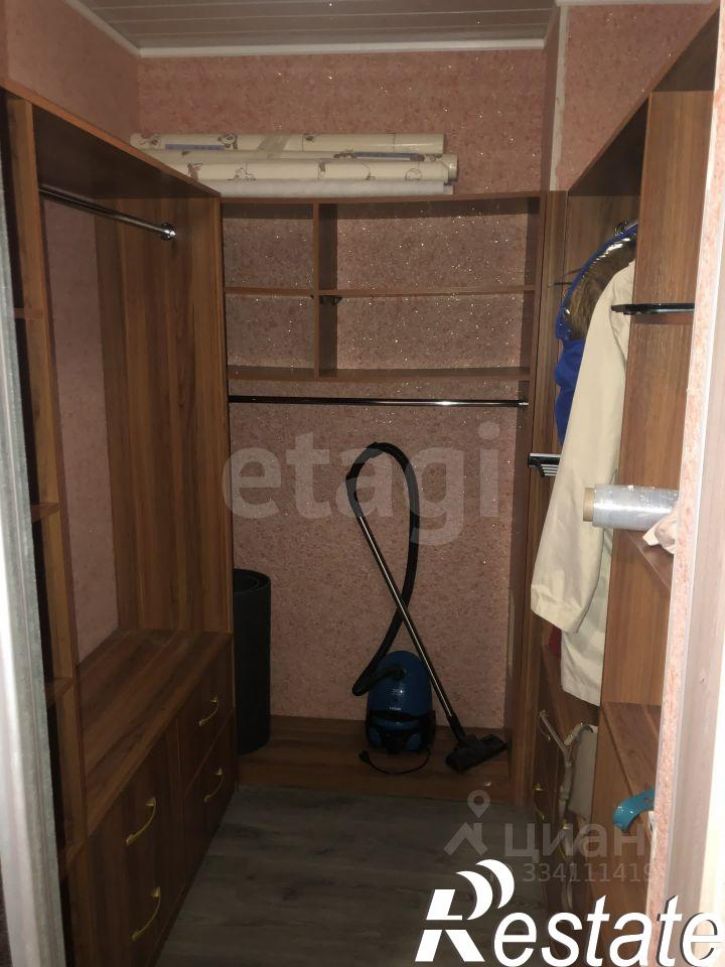 2-комн квартира Западносибирская улица, 28,  д. 28