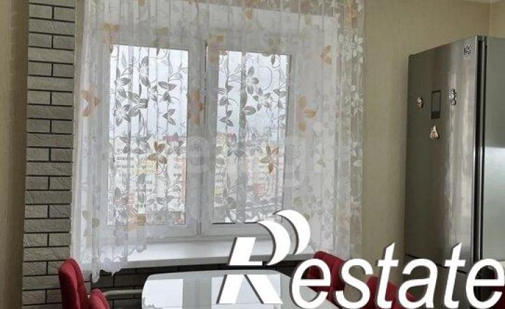 2-комн квартира улица Станислава Карнацевича, 14,  д. 14