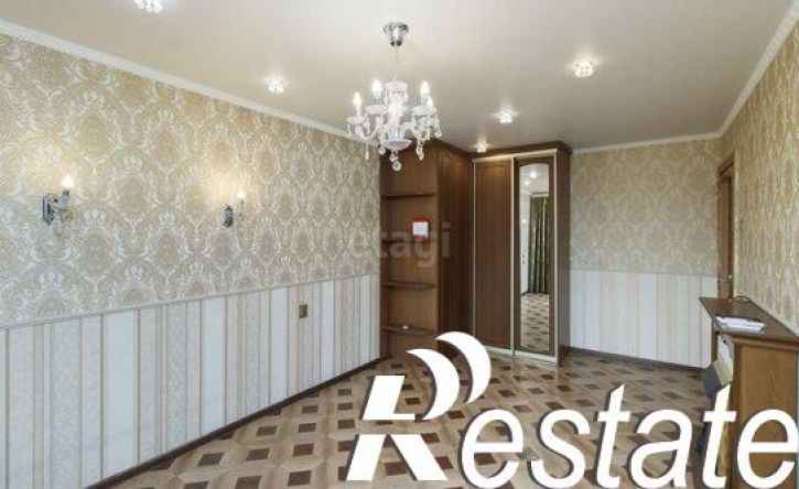 3-комн квартира улица Моторостроителей, 10,  д. 10
