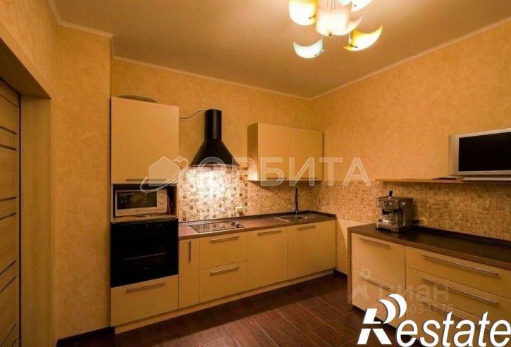 3-комн квартира Холодильная улица, 84/2,  д. 84/2