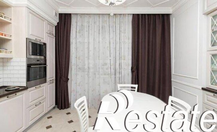 3-комн квартира улица Малыгина, 90,  д. 90